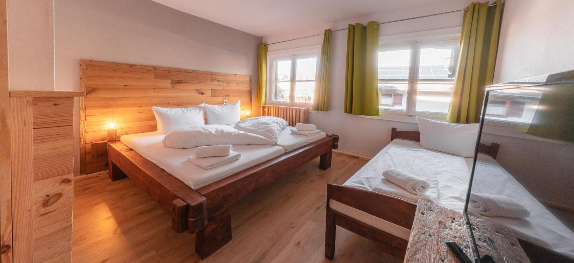 Hostel - Ron'S Guesthouse Oberstdorf Buitenkant foto