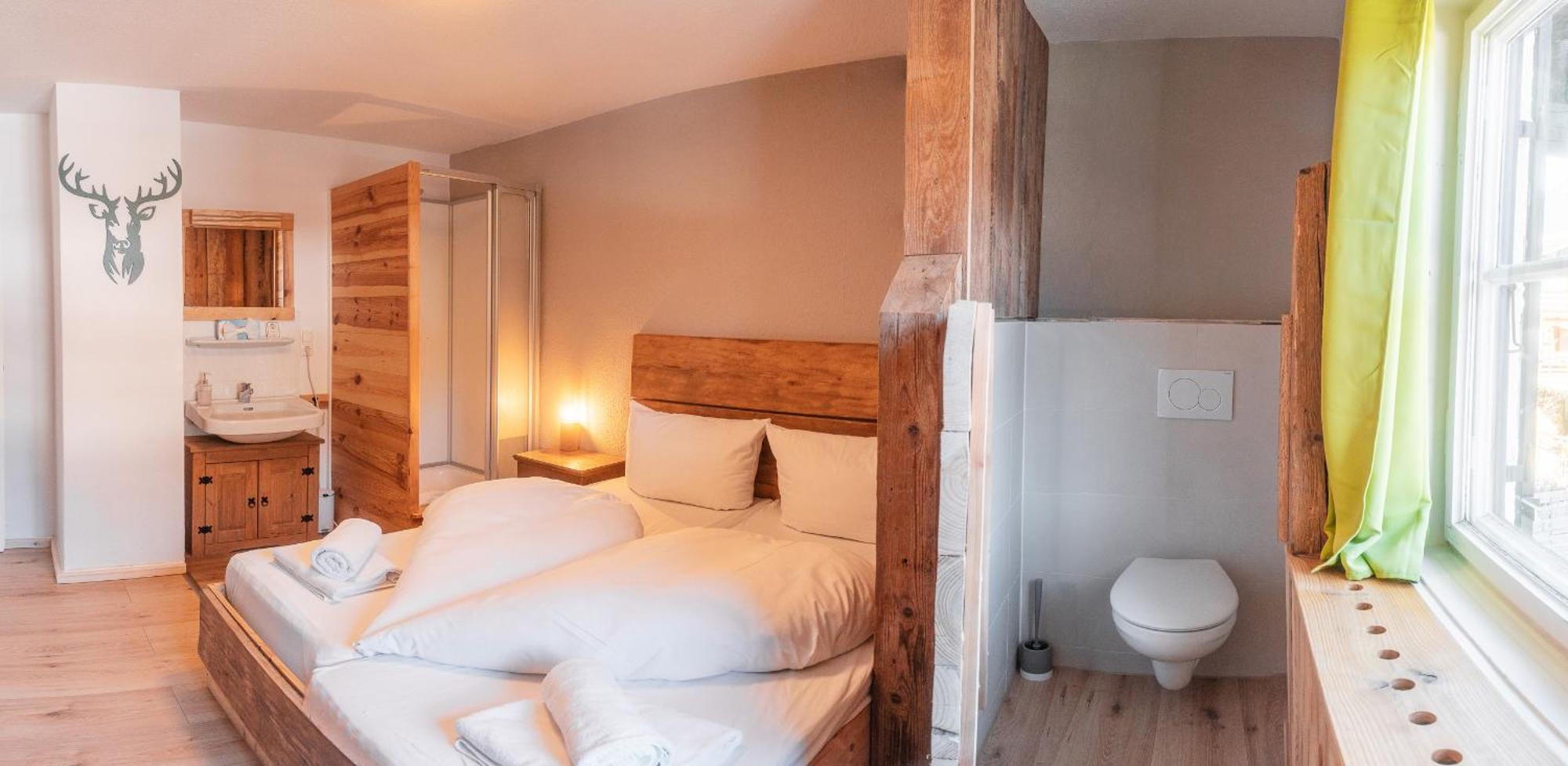 Hostel - Ron'S Guesthouse Oberstdorf Buitenkant foto