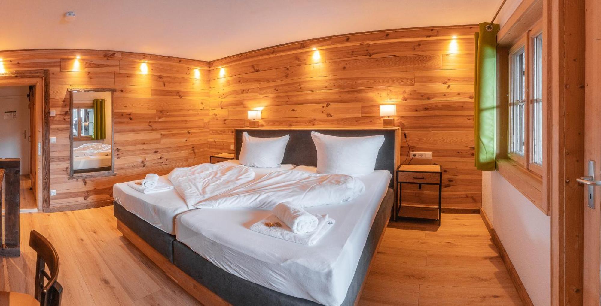 Hostel - Ron'S Guesthouse Oberstdorf Buitenkant foto